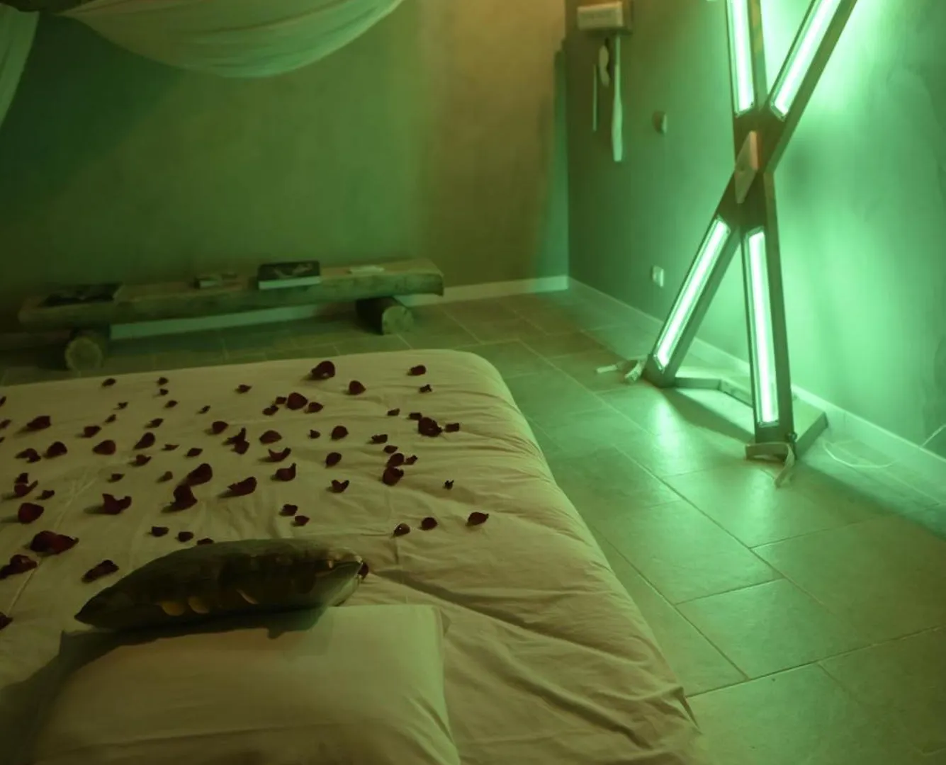 Superbe Appartement Loveroom Avec Balneo Dolce Notte Carbonne 0*,